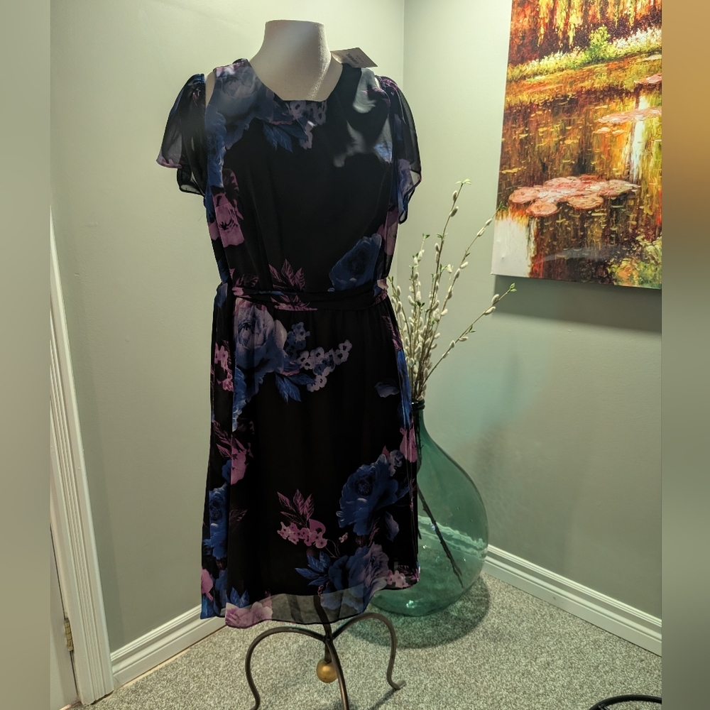 New With Tags Laura Petites 12 Floral Dress Wedding Shower Special Occasion